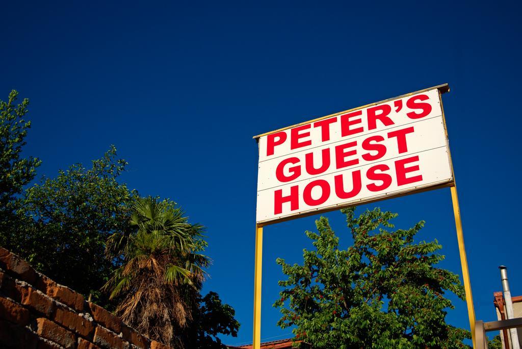 Peter'S Guest House ซิคนาคี ภายนอก รูปภาพ